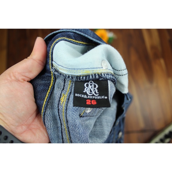 ROCK & REPUBLIC FLARE BLUE JEANS Sz 26 - Picture 4 of 6
